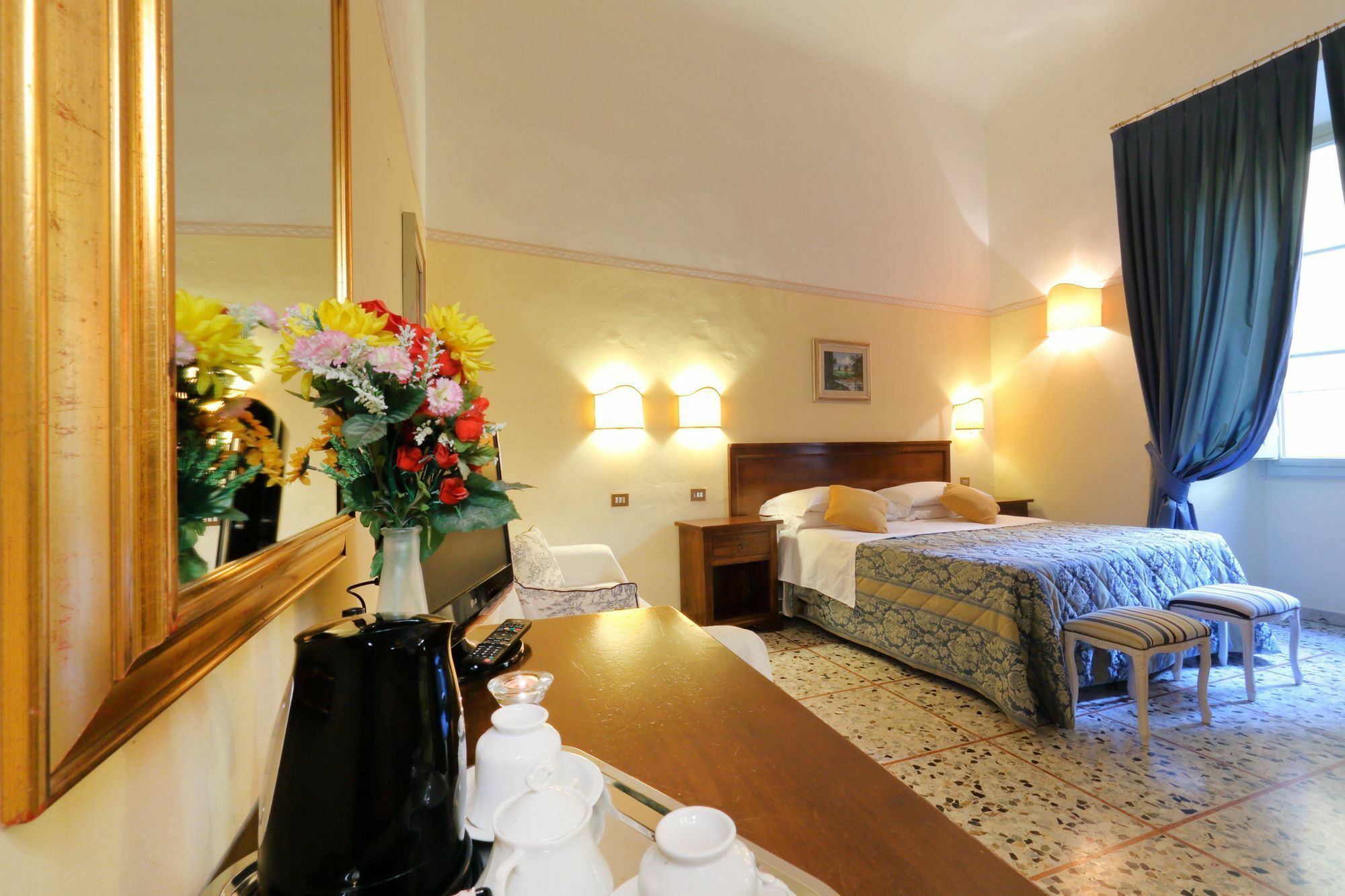 Hotel Tourist House Duomo Florencja Zewnętrze zdjęcie